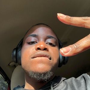 Meet your Posher, Leroy